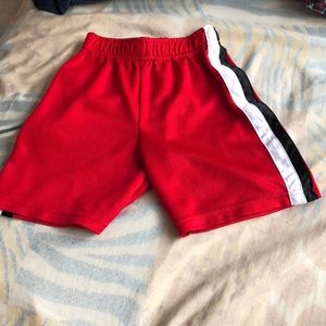 1 Dino t-shirt & 2 shorts